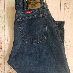 Vintage Wrangler 34" x 32"